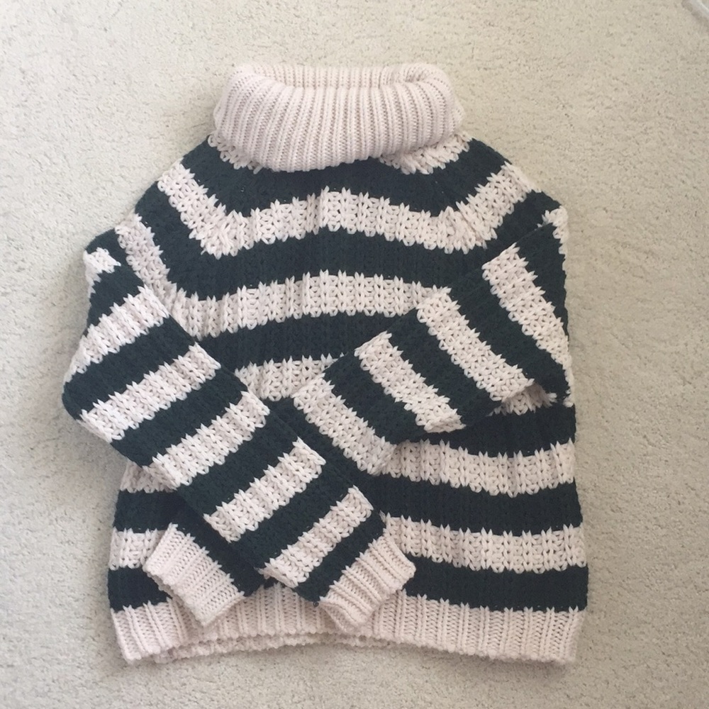 Forever 21 Turtleneck Sweater